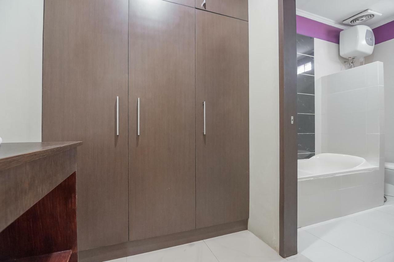 Reddoorz Plus @ Tanjung Pandan Belitung 2 Zewnętrze zdjęcie