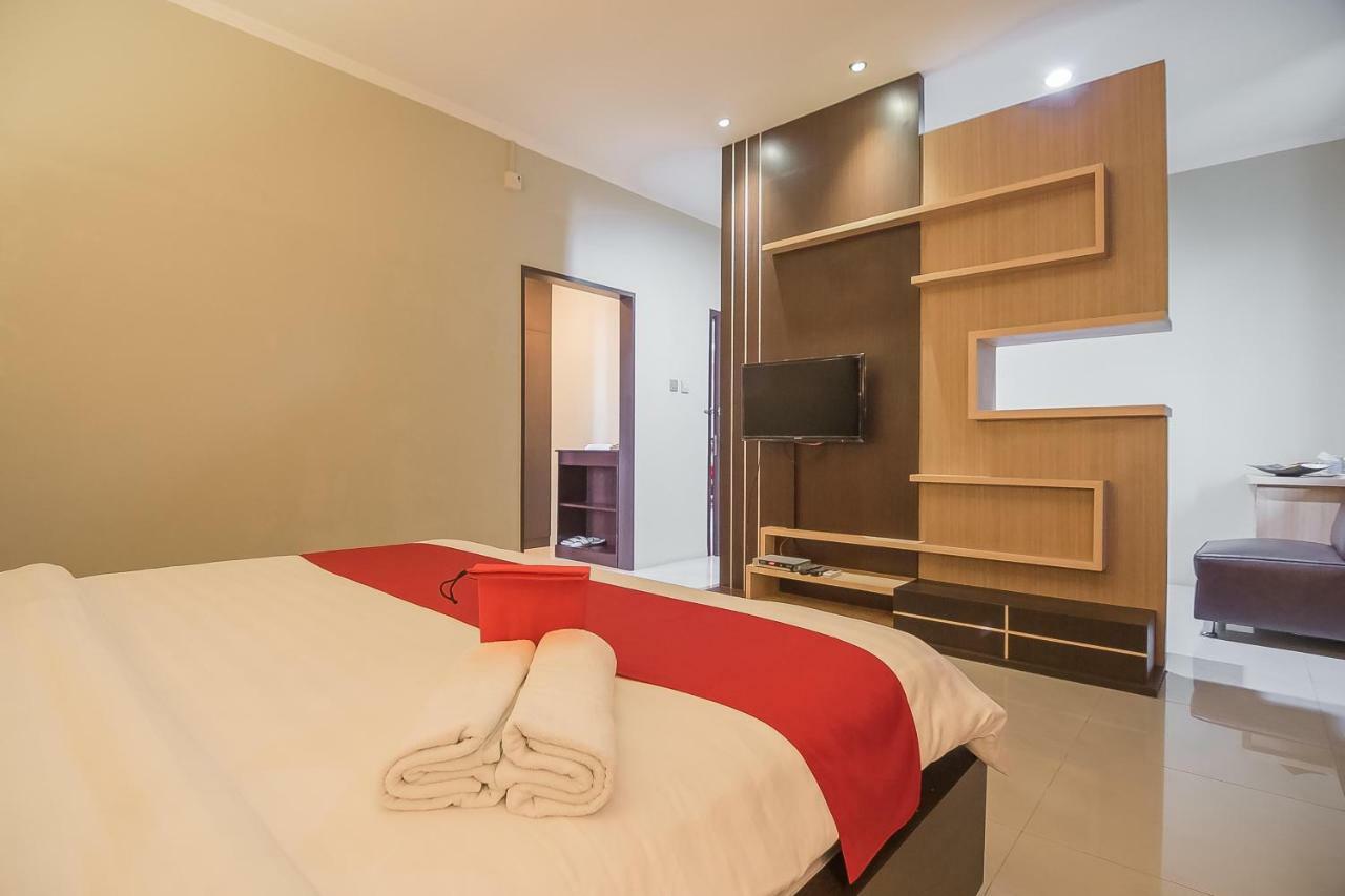 Reddoorz Plus @ Tanjung Pandan Belitung 2 Zewnętrze zdjęcie