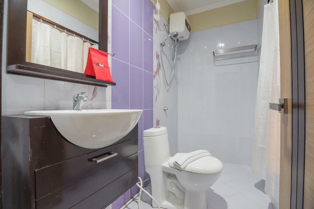 Reddoorz Plus @ Tanjung Pandan Belitung 2 Zewnętrze zdjęcie