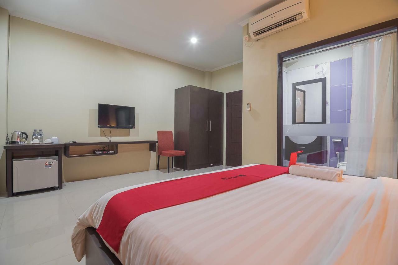 Reddoorz Plus @ Tanjung Pandan Belitung 2 Zewnętrze zdjęcie