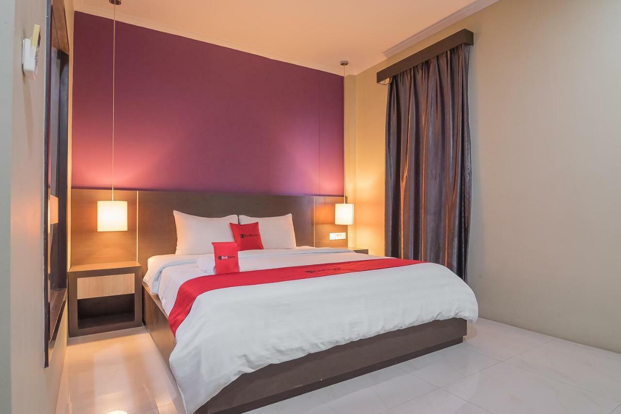 Reddoorz Plus @ Tanjung Pandan Belitung 2 Zewnętrze zdjęcie